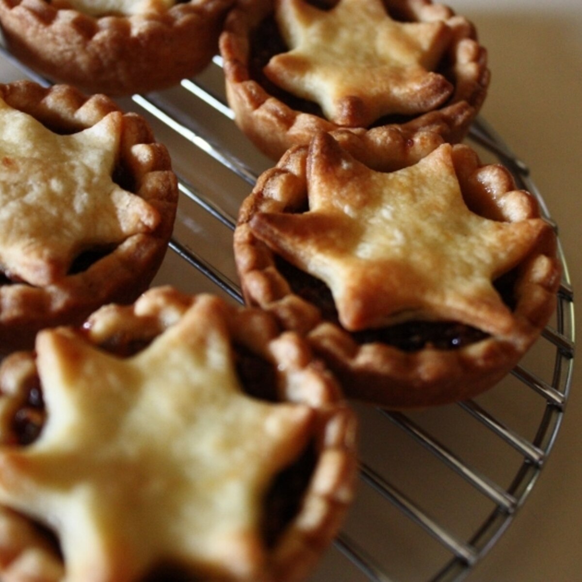 イギリスのクリスマスのお菓子 ミンスパイ レシピ 作り方 By Nico0803 楽天レシピ イギリスのクリスマスのお菓子 ミンスパイ レシピ 作り方 By Nico0803 楽天レシピ